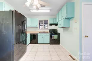 125 Freedom Rd, Hendersonville, NC 28792 - Photo 12