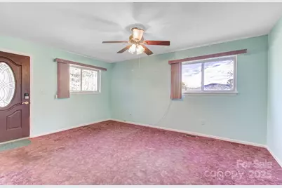 125 Freedom Road, Hendersonville, NC 28792 - Photo 8