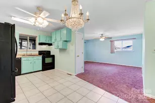 125 Freedom Rd, Hendersonville, NC 28792 - Photo 10