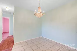 125 Freedom Rd, Hendersonville, NC 28792 - Photo 16