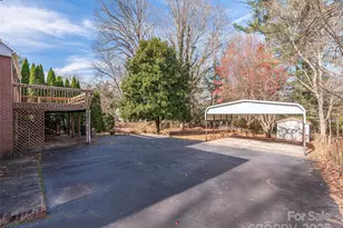 36 Woodgate Rd, Asheville, NC 28806 - Photo 22