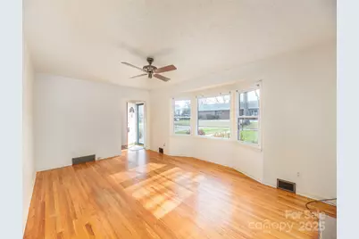 36 Woodgate Road, Asheville, NC 28806 - Photo 4