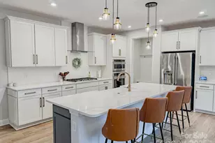 104 Hadley Ct, Mooresville, NC 28115 - Photo 4