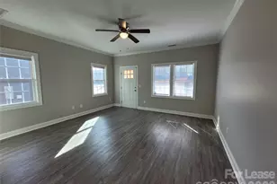 1086 20th St NE, Hickory, NC 28601 - Photo 2