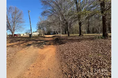 108 Teresa Lane, Bessemer City, NC 28016 - Photo 4