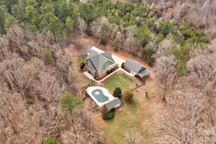 114 Tallwood Dr, Shelby, NC 28152 - Photo 2