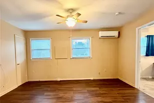 9 Riddle Rd, Swannanoa, NC 28778 - Photo 2