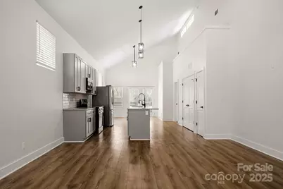 2805 Old Steele Creek Road, Charlotte, NC 28208 - Photo 8