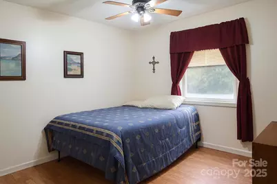 1012 N Canton Road, Canton, NC 28716 - Photo 6