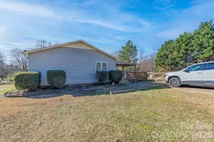 5129 Harmony Church Rd, Edgemoor, SC 29712 - Photo 4