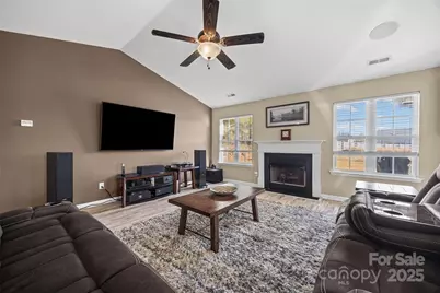 14048 Ballyshannon Lane, Charlotte, NC 28278 - Photo 6