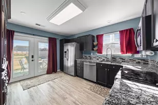 14048 Ballyshannon Ln, Charlotte, NC 28278 - Photo 10