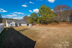 14048 Ballyshannon Ln, Charlotte, NC 28278 - Photo 24