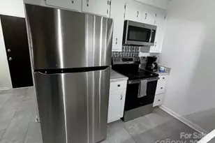 204 Sandra Ln, Ladson, SC 29456 - Photo 6