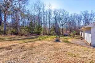 707 S 6th St, Bessemer City, NC 28016 - Photo 2