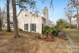 11121 Sevilla Ct, Charlotte, NC 28226 - Photo 24