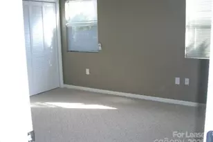 7617 Woods Ln, Cornelius, NC 28031 - Photo 10