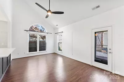 711 Parkside Terrace Lane, Charlotte, NC 28202 - Photo 10