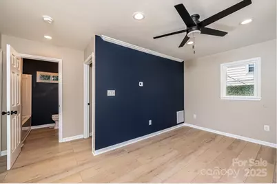 1640 1st Street Circle SE, Hickory, NC 28602 - Photo 14