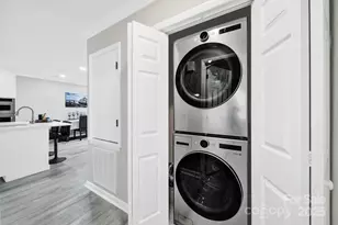 7340 Lake Front Dr, Charlotte, NC 28278 - Photo 18