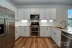 3130 Glenn Hope Wy, Matthews, NC 28105 - Photo 6