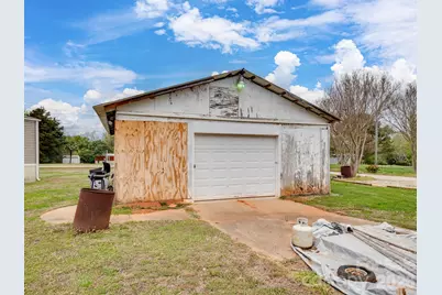 208 Daves Road, York, SC 29745 - Photo 10