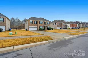 182 Sassafras Rd, Mooresville, NC 28115 - Photo 2