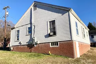 227 Nesbit Dr, Salisbury, NC 28147 - Photo 2