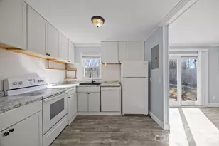 398 Sand Hill Rd, Asheville, NC 28806 - Photo 10