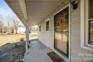 398 Sand Hill Rd, Asheville, NC 28806 - Photo 6