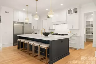 4142 Pineview Rd, Charlotte, NC 28211 - Photo 6