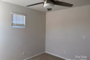 7121 Maple Run Cir, Charlotte, NC 28215 - Photo 30