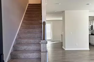 7121 Maple Run Cir, Charlotte, NC 28215 - Photo 18