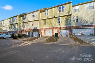 1023 Sycamore Green Pl, Charlotte, NC 28202 - Photo 32