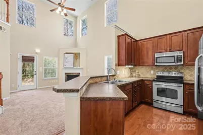 5517 Tipperlinn Way, Charlotte, NC 28278 - Photo 6