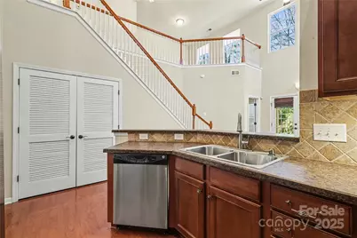 5517 Tipperlinn Way, Charlotte, NC 28278 - Photo 8