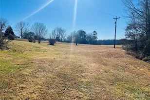 1384 Island Ford Rd, Statesville, NC 28625 - Photo 4