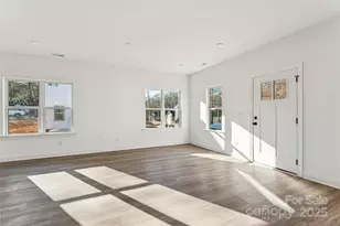 402 S Spargo St, Dallas, NC 28034 - Photo 8