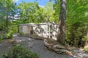 141 Wildflower Rd, Spruce Pine, NC 28777 - Photo 6