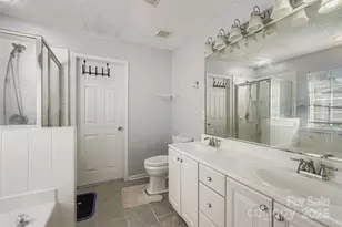 10303 Baskerville Ave, Charlotte, NC 28269 - Photo 16