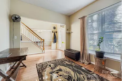 10303 Baskerville Avenue #103, Charlotte, NC 28269 - Photo 4