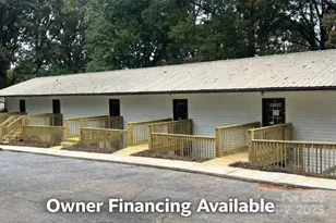 1090 7th Ave NW, Hickory, NC 28601 - Photo 1