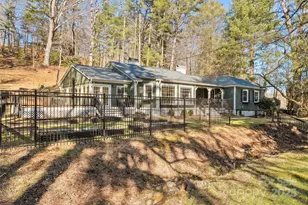 182 Timothy Ln, Waynesville, NC 28786 - Photo 2