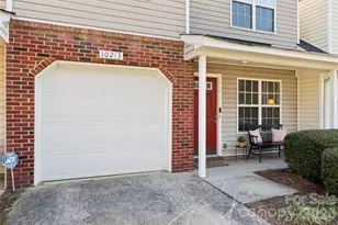 10213 University Park Ln, Charlotte, NC 28213 - Photo 4