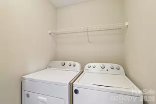 10213 University Park Ln, Charlotte, NC 28213 - Photo 34