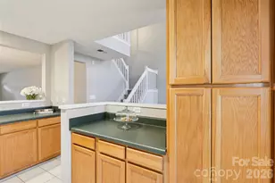 10213 University Park Ln, Charlotte, NC 28213 - Photo 22