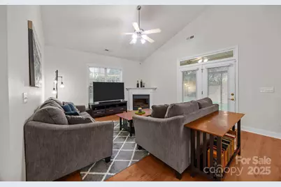 2915 Autumn Harvest Lane, Charlotte, NC 28269 - Photo 6