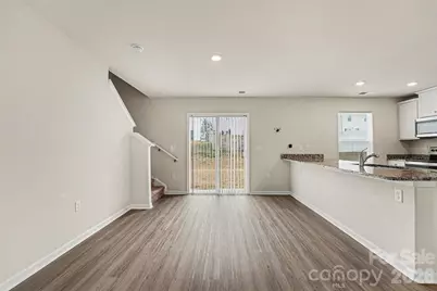 5032 Wolfridge Avenue, Charlotte, NC 28214 - Photo 4