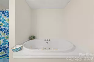 73 The Old Run Rd, Fairview, NC 28730 - Photo 10