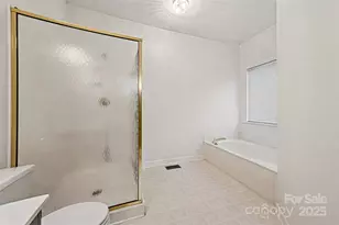 1915 Millbrook Ln, Matthews, NC 28104 - Photo 18